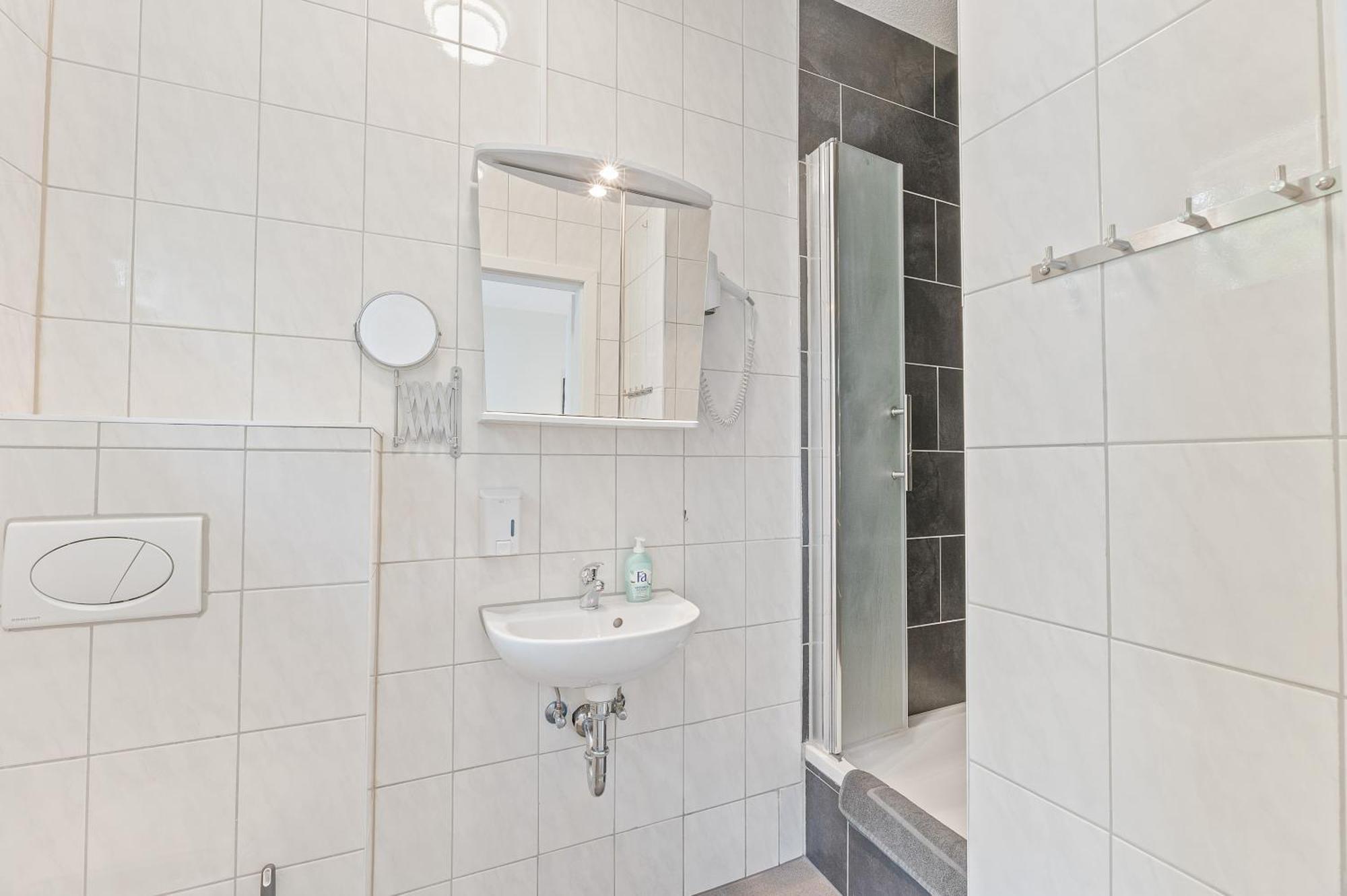 Businesshotel Lemon Suites Self Check-In Messe Airport Mit Kueche - Monteure Willkommen Neuhausen auf den Fildern الغرفة الصورة