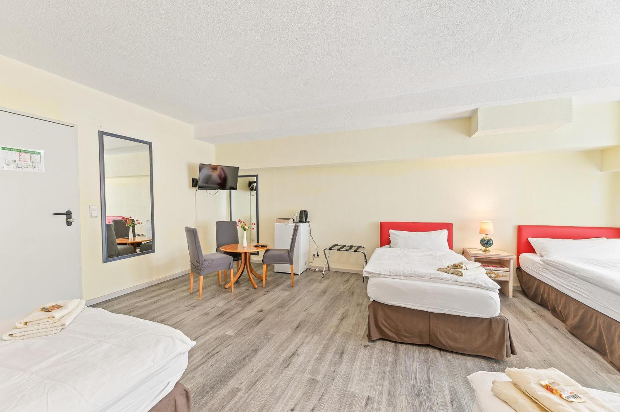 Businesshotel Lemon Suites Self Check-In Messe Airport Mit Kueche - Monteure Willkommen Neuhausen auf den Fildern الغرفة الصورة