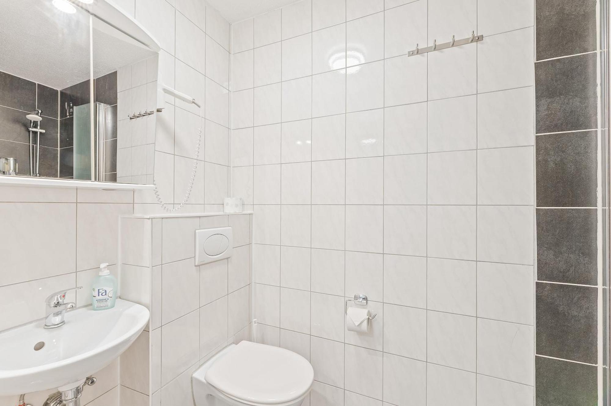 Businesshotel Lemon Suites Self Check-In Messe Airport Mit Kueche - Monteure Willkommen Neuhausen auf den Fildern الغرفة الصورة